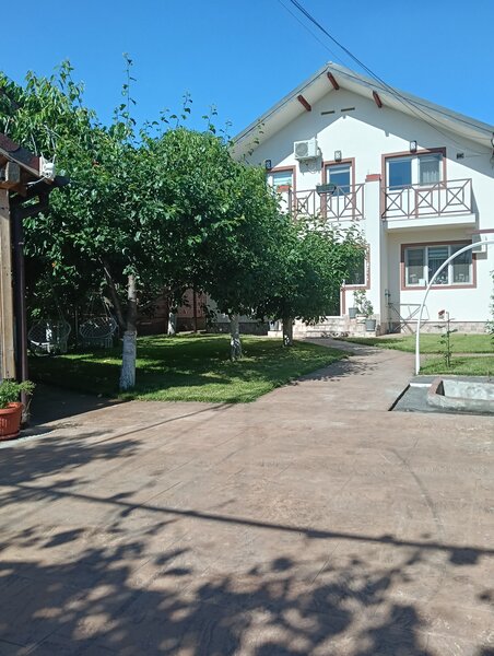 Fundeni.